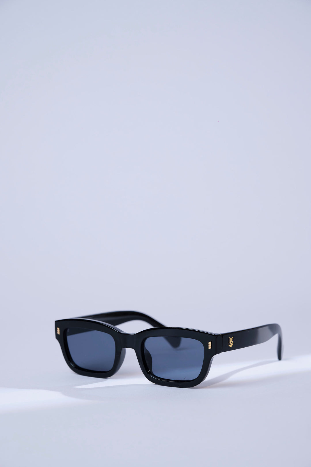 Curved LBS Black Sunglass